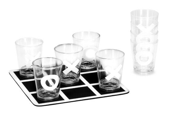 Drinking game - Shots and Crosses