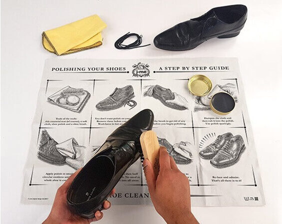 Shoe shine mat for shiny shoes