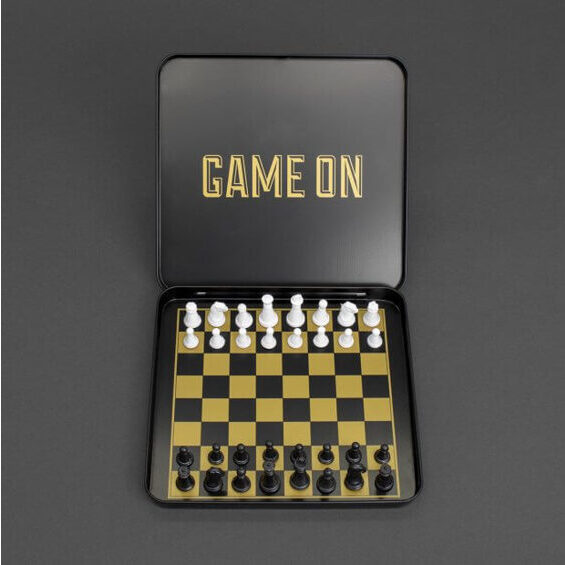 Iron & Glory - Game On - Magnetic Travel Chess Set / Travel Chess